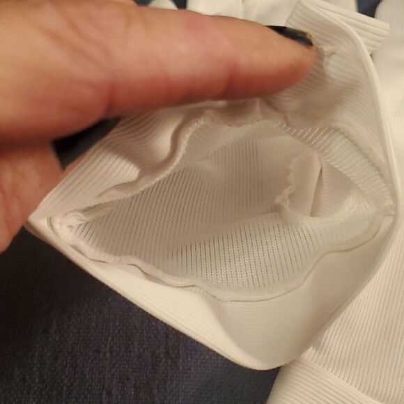 Vintage white gloves with button flip - Picture 6 of 8